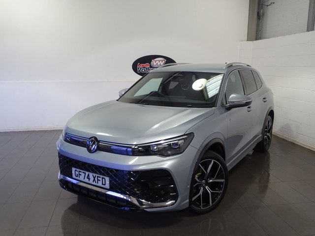 2024 74 Volkswagen Tiguan 2.0 TDI R-Line SUV 5dr Diesel DSG Euro 6 (s/s) (150 ps)