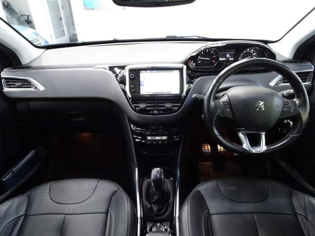 2016 PEUGEOT 2008 1.6 BlueHDi Feline SUV 5dr Diesel Manual Euro 6 (s/s) (Mistral) (100 ps) - Photo 6