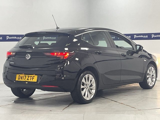 2017 VAUXHALL ASTRA - Photo 10