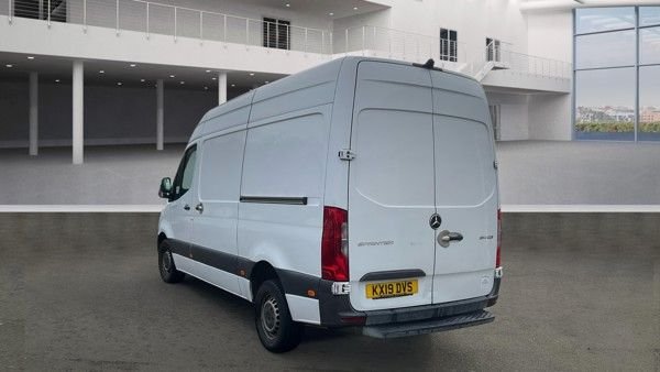 2019 Mercedes-Benz SPRINTER - Photo 5