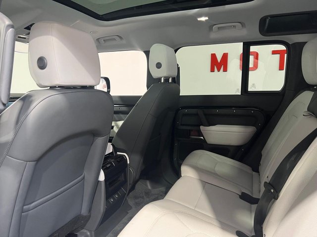 View our LAND ROVER DEFENDER