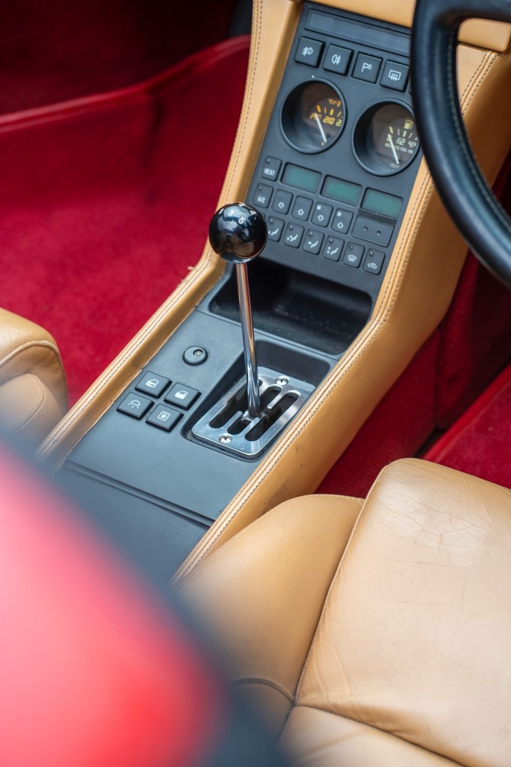 USED 1992 J FERRARI 348 3.4 2dr Petrol Manual A RARE OPPORTUNITY TO OWN A TRUE THOROUGHBRED IN CLASSIC FERRARI COLOURS