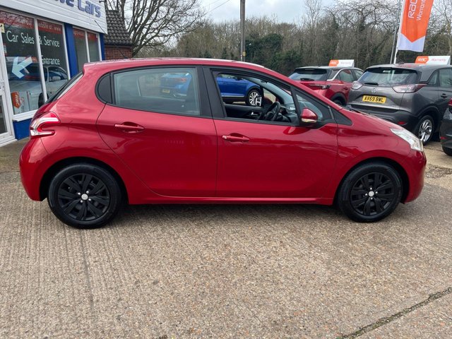 2014 PEUGEOT 208 1.2 VTi Access+ Hatchback 5dr Petrol Manual Euro 5 (82 ps) - Photo 8