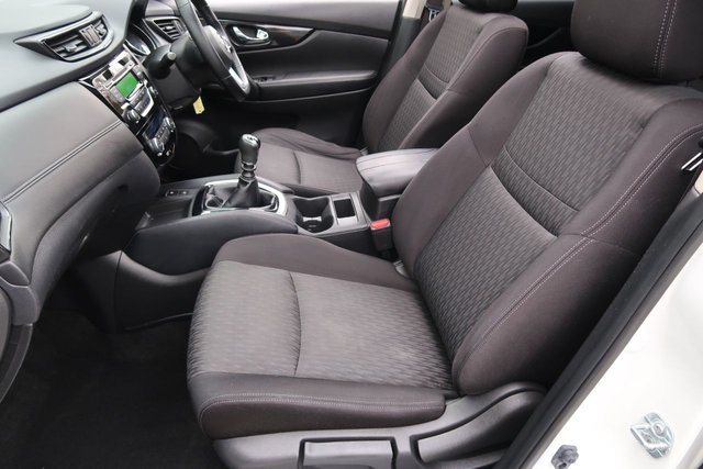 2018 NISSAN X-TRAIL 1.6 dCi Acenta SUV 5dr Diesel Manual Euro 6 (s/s) (130 ps) - Photo 11