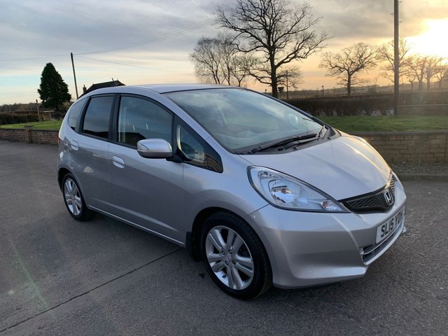 2015 HONDA JAZZ - Photo 2