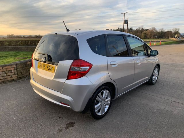 2015 HONDA JAZZ - Photo 3