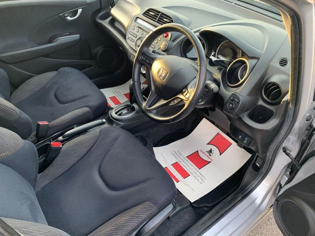 2015 HONDA JAZZ - Photo 8