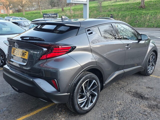 2020 TOYOTA C-HR 1.8 VVT-h Dynamic SUV 5dr Petrol Hybrid CVT Euro 6 (s/s) (122 ps) - Photo 10