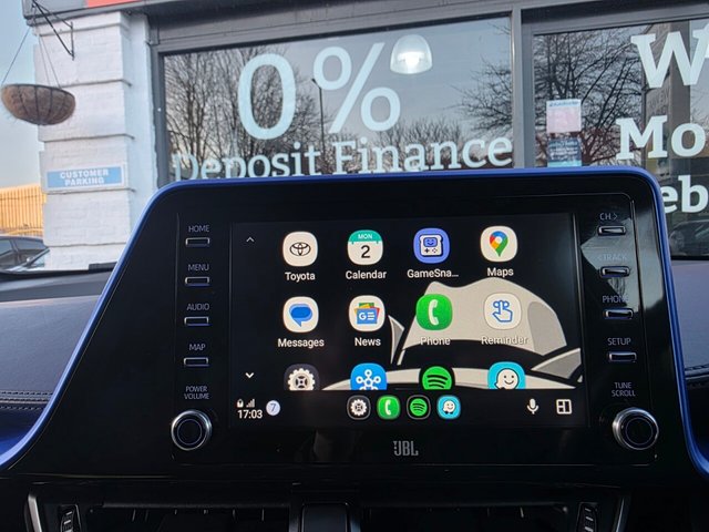 2020 TOYOTA C-HR 1.8 VVT-h Dynamic SUV 5dr Petrol Hybrid CVT Euro 6 (s/s) (122 ps) - Photo 2