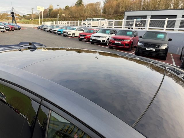 2022 Ford Focus 2.3L St 5dr - Photo 8