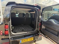 USED 2023 23 LAND ROVER DEFENDER 3.0 D250 MHEV SE Hard Top SUV 5dr Diesel Auto 4WD MWB Euro 6 (s/s) (250 ps) 