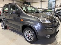 USED 2018 18 FIAT PANDA 0.9 TwinAir 4x4 Hatchback 5dr Petrol Manual Euro 6 s/s 85bhp Cat N Low Mileage 