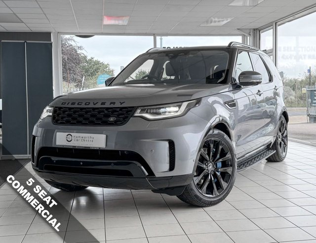 View our Land Rover Discovery 3.0 D300 MHEV SE SUV 5 SEATS 5dr Diesel Auto 4WD Euro 6 (s/s) (300 ps)