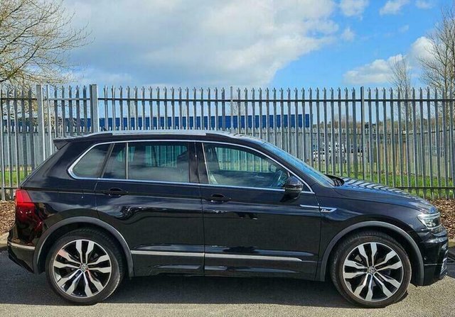 View our VOLKSWAGEN TIGUAN
