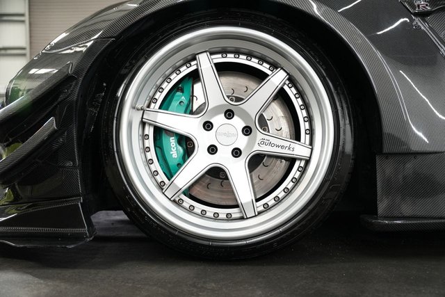 2011 NISSAN GT-R - Photo 10