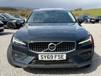 USED 2019 69 VOLVO V60 CROSS COUNTRY 2.0 D4 Plus Estate 5dr Diesel Auto AWD Euro 6 (s/s) (190 ps) 