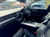 USED 2019 69 VOLVO V60 CROSS COUNTRY 2.0 D4 Plus Estate 5dr Diesel Auto AWD Euro 6 (s/s) (190 ps) 