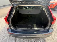 USED 2019 69 VOLVO V60 CROSS COUNTRY 2.0 D4 Plus Estate 5dr Diesel Auto AWD Euro 6 (s/s) (190 ps) 