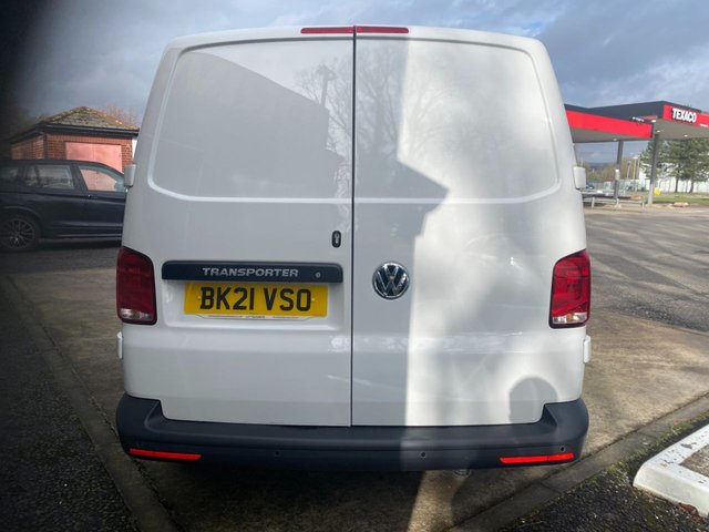 2021 Volkswagen Transporter 2L Startline 5dr - Photo 6