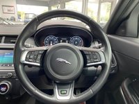 USED 2020 20 JAGUAR E-PACE 2.0 P200 Chequered Flag SUV 5dr Petrol Auto AWD Euro 6 (s/s) (200 ps) CORRIS GREY / AUTOMATIC / REVERSING CAMERA / ELETRIC TAILGATE / HEATED WINDSCREEN / HEATED SEATS / TOUCHSCREEN APPLE CARPLAY & ANDROID AUTO / PANORAMIC ROOF