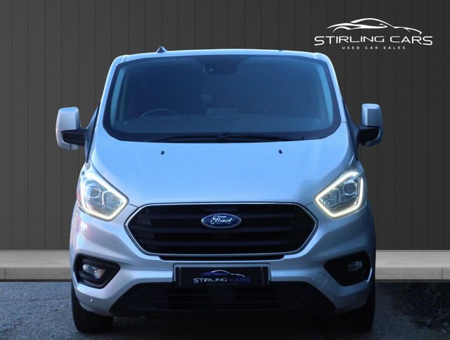 2022 Ford Transit Custom 2L Limited 5dr - Photo 3