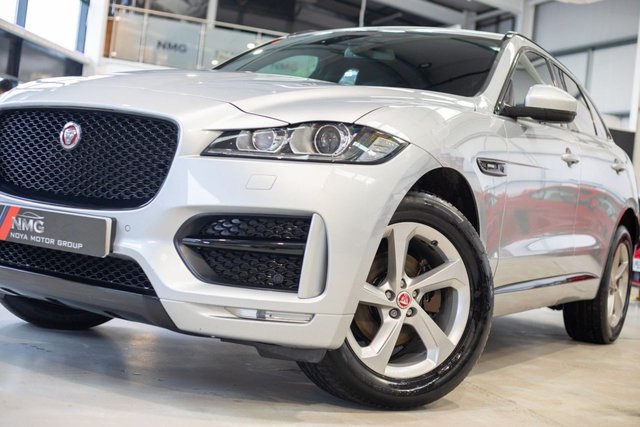 2018 Jaguar F-Pace 2L R-Sport 5dr - Photo 6