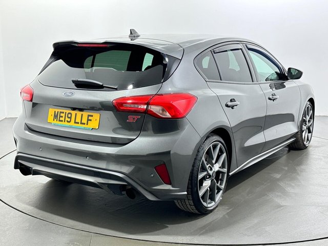 2019 Ford Focus - Photo 8