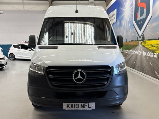 2019 Mercedes-Benz Sprinter - Photo 2