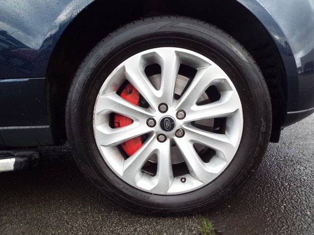 2013 LAND ROVER RANGE ROVER 4.4 SD V8 Vogue SE SUV 5dr Diesel Auto 4WD Euro 5 (339 ps) - Photo 12