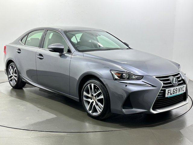 View our Lexus Is 2.5 300h E-CVT Euro 6 (s/s) 4dr