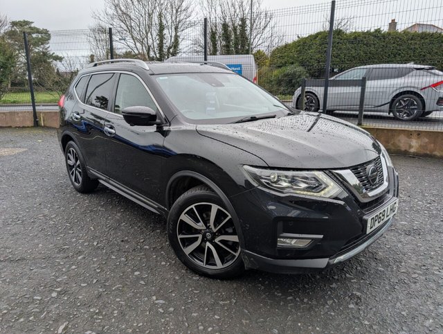 View our NISSAN X-TRAIL