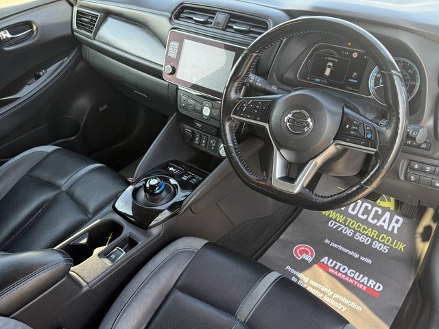 2019 NISSAN LEAF - Photo 10