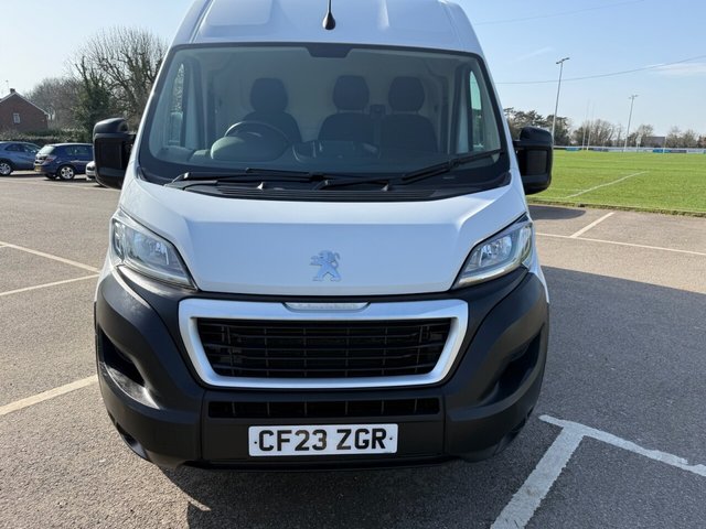 View our PEUGEOT BOXER