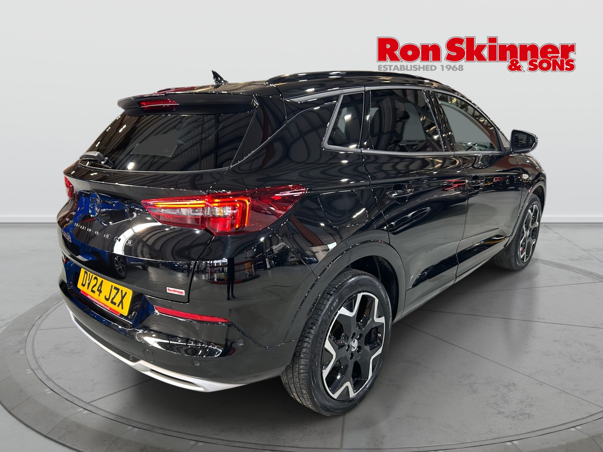 USED 2024 24 VAUXHALL GRANDLAND 1.2 Turbo Ultimate SUV 5dr Petrol Auto Euro 6 (s/s) (130 ps) 