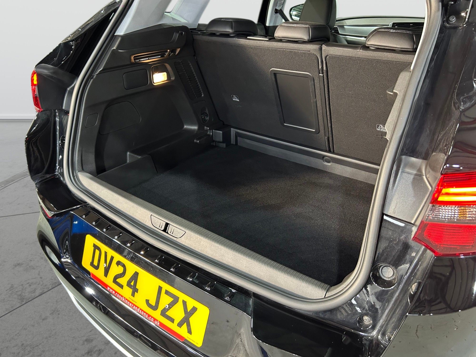 USED 2024 24 VAUXHALL GRANDLAND 1.2 Turbo Ultimate SUV 5dr Petrol Auto Euro 6 (s/s) (130 ps) 