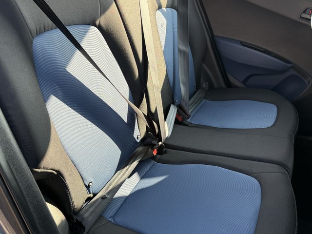 2016 HYUNDAI I10 - Photo 12