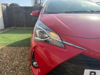 USED 2020 20 TOYOTA YARIS 1.5 VVT-i Icon Hatchback 5dr Petrol CVT Euro 6 (111 ps) 