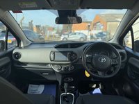USED 2020 20 TOYOTA YARIS 1.5 VVT-i Icon Hatchback 5dr Petrol CVT Euro 6 (111 ps) 