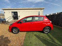USED 2020 20 TOYOTA YARIS 1.5 VVT-i Icon Hatchback 5dr Petrol CVT Euro 6 (111 ps) 
