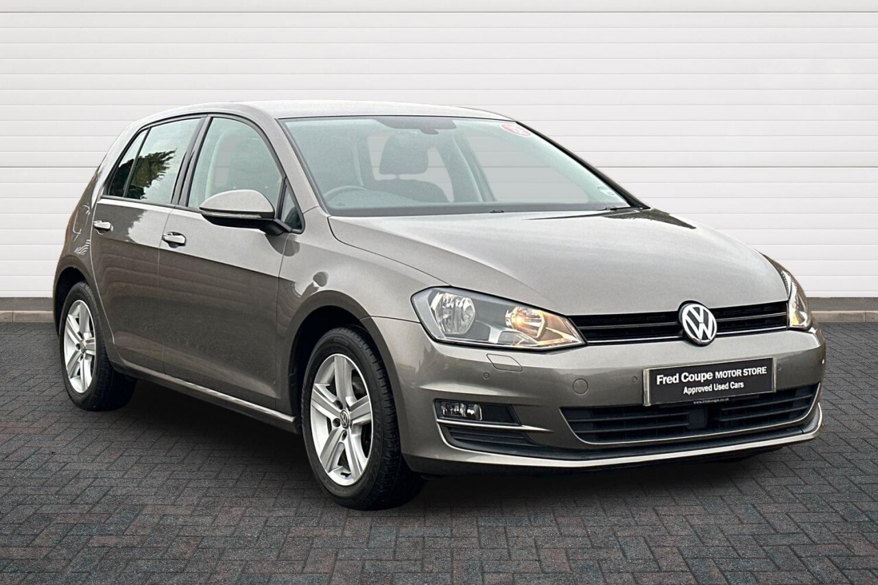 2016 VOLKSWAGEN GOLF