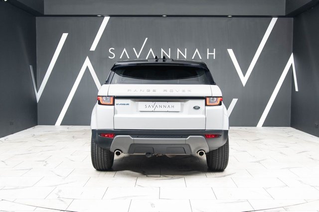 2017 Land Rover RANGE ROVER EVOQUE - Photo 11