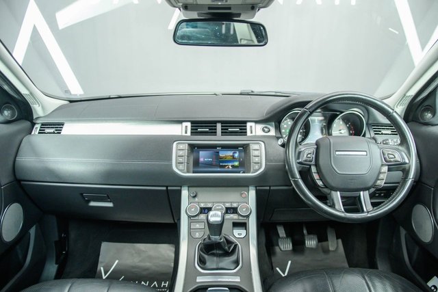 2017 Land Rover RANGE ROVER EVOQUE - Photo 2