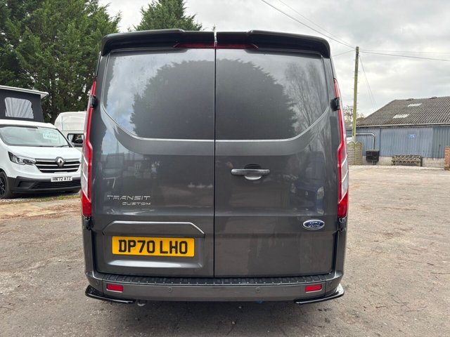 View our FORD TRANSIT CUSTOM