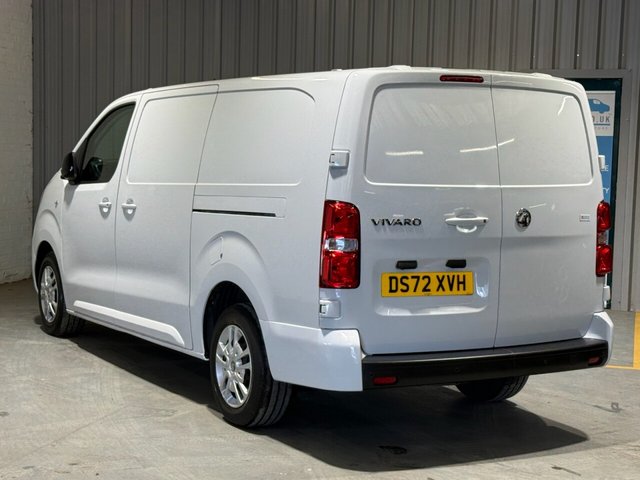 2023 VAUXHALL VIVARO - Photo 2