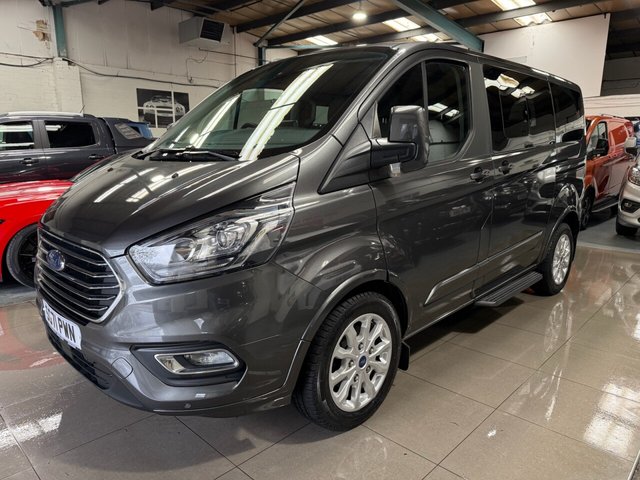 View our FORD TOURNEO CUSTOM