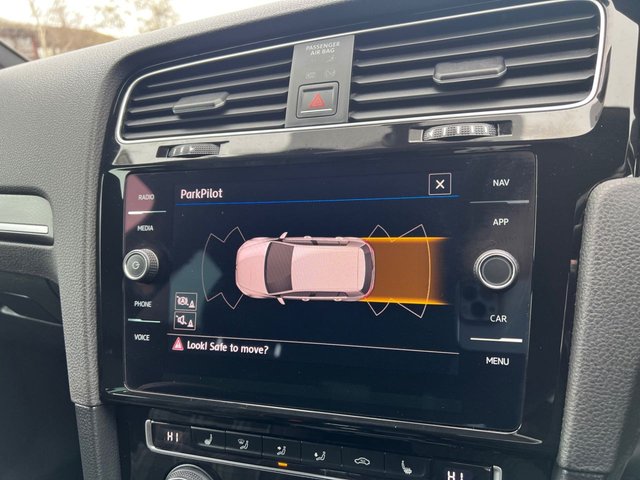 2018 VOLKSWAGEN GOLF - Photo 11