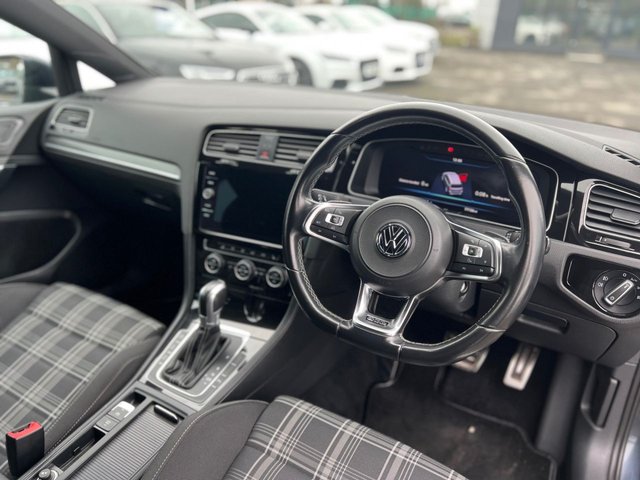 2018 VOLKSWAGEN GOLF - Photo 10
