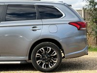 USED 2016 66 MITSUBISHI OUTLANDER 2.0 Outlander GX 4h PHEV Semi-Auto 4WD 5dr Sat Nav Heated Seats