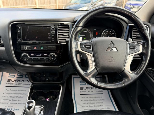 2016 Mitsubishi Outlander - Photo 7
