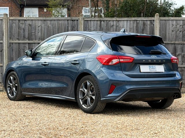 2018 Ford Focus - Photo 4